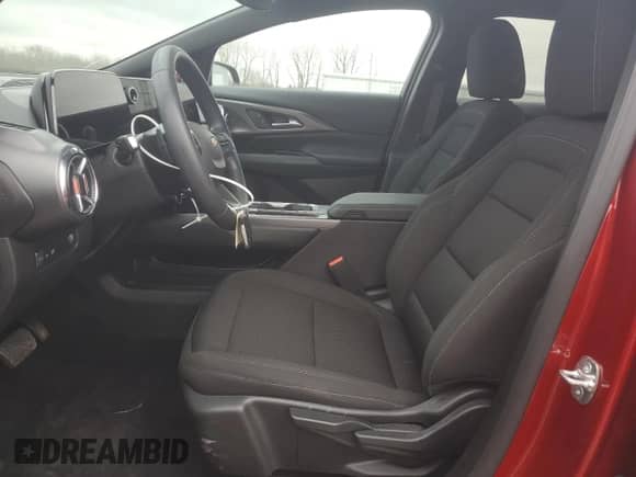 2025 Chevrolet Equinox EV LT z VIN 3GN7DLRP7SS121339, wystawiony jako Copart lot #51258095 z przebiegiem 5 956 mil mil oraz Szkoda całkowita • Salvage title. Historia ofert i sprzedaży dostępna na DreamBid. Obrazek 7.