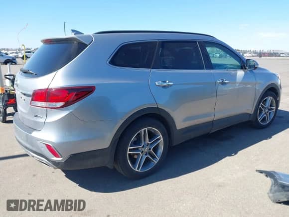 2017 Hyundai Santa Fe SE Ultimate with VIN KM8SRDHF1HU197307, listed as a IAAI auction lot 41800204 with 108,120 mi miles and . Bid and sale history available at DreamBid. Image 4.
