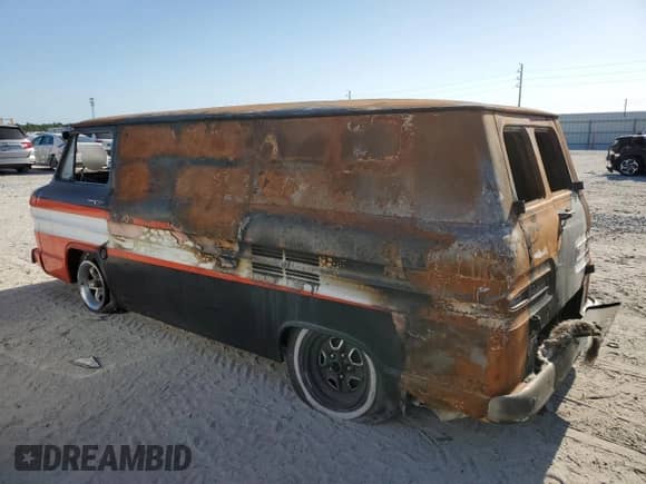1962 Chevrolet Corvair с VIN 1R125S109267, выставлен на аукционе Copart как лот 53720115 с пробегом Не указан миль и Списание • Salvage title. История ставок и продаж доступна на DreamBid. Изображение 2.