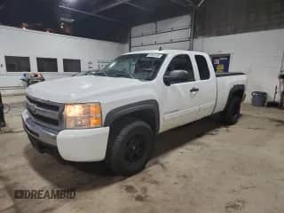 2010 Chevrolet Silverado 1500 LT с VIN 1GCSKSE36AZ149947, выставлен на аукционе Copart как лот 85504245 с пробегом 250 431 миль миль и Чистый • Clean title. История ставок и продаж доступна на DreamBid. Изображение 1.