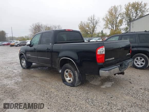 2006 Toyota Tundra SR5 with VIN 5TBDT44166S538381, listed as a IAAI auction lot 43580901 with 76,092 mi miles and . Bid and sale history available at DreamBid. Image 3.