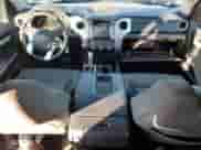 2018 Toyota Tundra SR с VIN 5TFCY5F18JX023926, выставлен на аукционе Copart как лот 79761474 с пробегом 85 219 миль миль и Списание • Salvage title. История ставок и продаж доступна на DreamBid. Изображение 8.