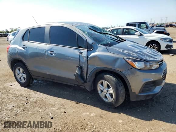 2020 Chevrolet Trax LS with VIN 3GNCJNSB6LL155821, listed as a Copart auction lot 70509365 with 48,519 mi miles and Salvage title. Bid and sale history available at DreamBid. Image 4.