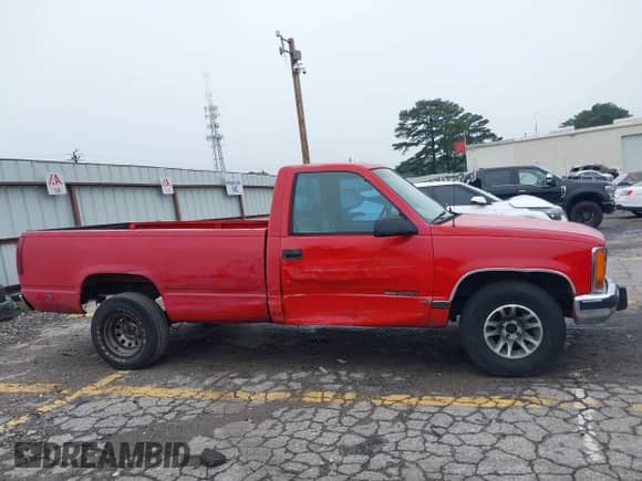 1995 GMC Sierra 1500 с VIN 1GTEC14Z2SZ561990, выставлен на аукционе IAAI как лот 42359748 с пробегом 367 569 миль миль и . История ставок и продаж доступна на DreamBid. Изображение 13.