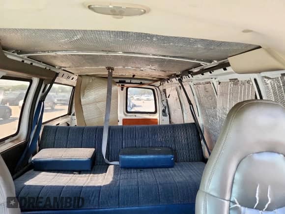 2007 Chevrolet Express Cargo with VIN 1GCFG15X971130042, listed as a Copart auction lot 61693375 with 169,382 mi miles and Clean title. Bid and sale history available at DreamBid. Image 10.