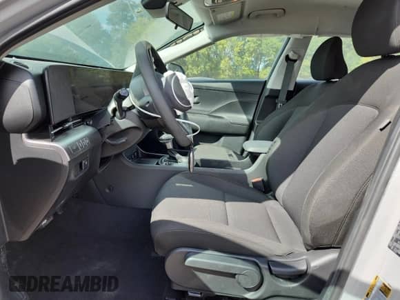 2024 Hyundai Kona SE с VIN KM8HA3AB6RU040862, выставлен на аукционе Copart как лот 85362005 с пробегом 6 498 миль миль и Списание • Salvage title. История ставок и продаж доступна на DreamBid. Изображение 7.
