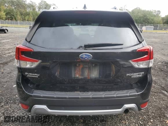 2023 Subaru Forester Touring z VIN JF2SKARC8PH409379, wystawiony jako Copart lot #85899955 z przebiegiem 21 785 mil mil oraz Szkoda całkowita • Salvage title. Historia ofert i sprzedaży dostępna na DreamBid. Obrazek 6.