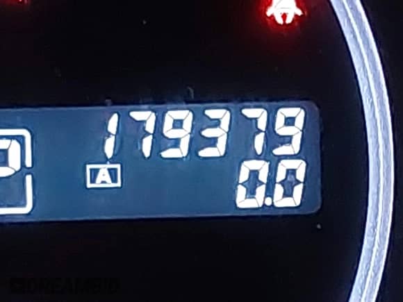 2011 Nissan Murano SV z VIN JN8AZ1MW8BW170335, wystawiony jako IAAI lot #41556605 z przebiegiem 179 379 mil mil oraz . Historia ofert i sprzedaży dostępna na DreamBid. Obrazek 15.