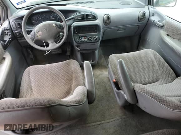 1998 Dodge Caravan SE с VIN 1B4GP44G0WB594673, выставлен на аукционе Copart как лот 70776544 с пробегом 284 046 миль миль и Списание • Salvage title. История ставок и продаж доступна на DreamBid. Изображение 8.