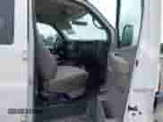 2008 Chevrolet Express Passenger с VIN 1GAHG39K581171068, выставлен на аукционе IAAI как лот 42530215 с пробегом 251 871 миль миль и . История ставок и продаж доступна на DreamBid. Изображение 5.