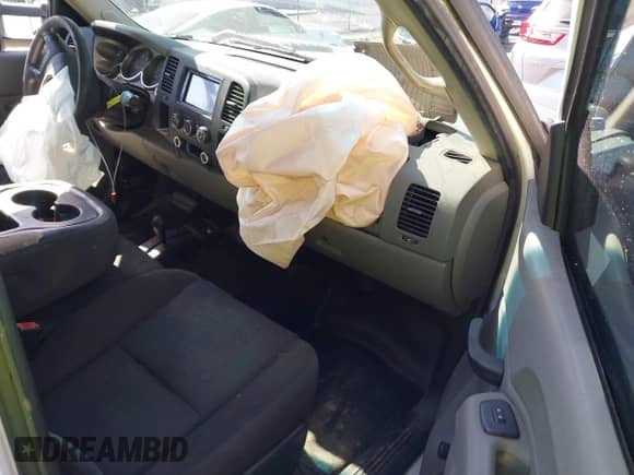 2013 Chevrolet Silverado 2500HD Work Truck with VIN 1GC1KVCG0DF124471, listed as a IAAI auction lot 42148880 with 262,027 mi miles and . Bid and sale history available at DreamBid. Image 5.