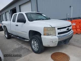 2007 Chevrolet Silverado 1500 1LT с VIN 2GCEK19C971684239, выставлен на аукционе IAAI как лот 42545757 с пробегом 266 060 миль миль и . История ставок и продаж доступна на DreamBid. Изображение 1.