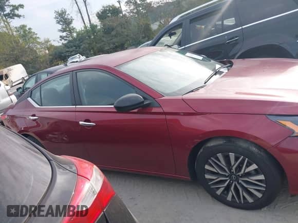 2024 Nissan Altima SV с VIN 1N4BL4DV3RN355070, выставлен на аукционе IAAI как лот 43270671 с пробегом 35 639 миль миль и . История ставок и продаж доступна на DreamBid. Изображение 12.