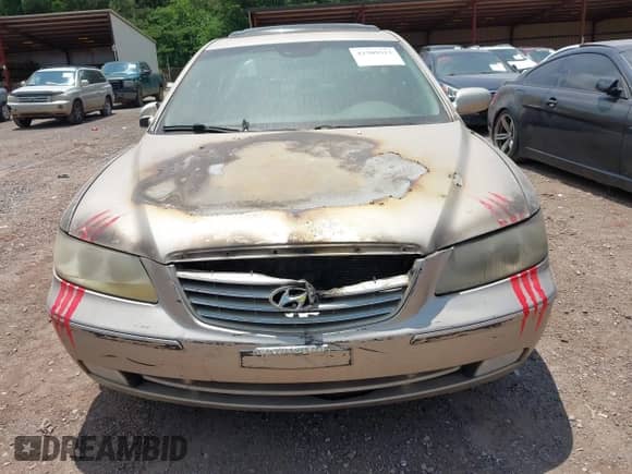 2006 Hyundai Azera SE с VIN KMHFC46F16A107397, выставлен на аукционе IAAI как лот 42309512 с пробегом Не указан миль и . История ставок и продаж доступна на DreamBid. Изображение 6.