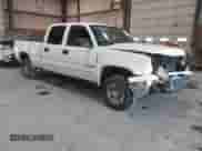 2007 Chevrolet Silverado 1500HD LS z VIN 1GCGK13U97F102188, wystawiony jako IAAI lot #42447177 z przebiegiem 260 613 mil mil oraz . Historia ofert i sprzedaży dostępna na DreamBid. Obrazek 1.