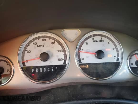 2006 Saturn Relay 2 FWD with VIN 5GZDV03L46D109683, listed as a Copart auction lot 73787324 with 253,689 mi miles and Non repairable. Bid and sale history available at DreamBid. Image 9.
