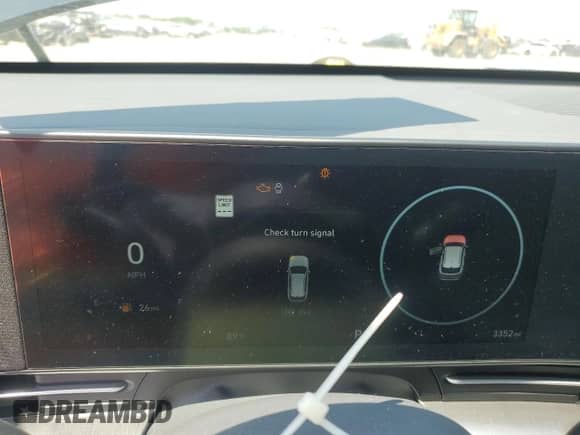 2024 Hyundai Kona SEL with VIN KM8HC3AB4RU110563, listed as a Copart auction lot 68179584 with 3,352 mi miles and Salvage title. Bid and sale history available at DreamBid. Image 9.