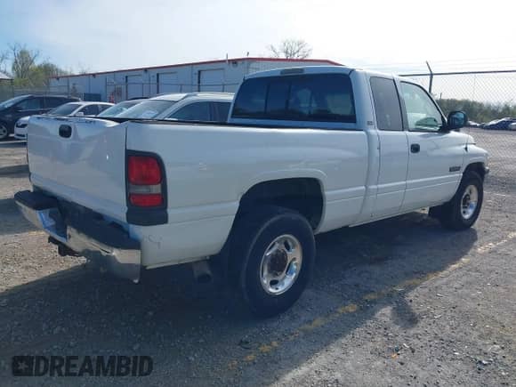 2001 Dodge 2500 с VIN 3B7KC23651G740703, выставлен на аукционе IAAI как лот 42083881 с пробегом 204 642 миль миль и . История ставок и продаж доступна на DreamBid. Изображение 4.
