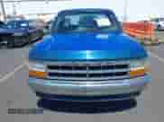 1992 Dodge Dakota z VIN 1B7HL26Y3NS501835, wystawiony jako IAAI lot #42808146 z przebiegiem 141 463 mil mil oraz . Historia ofert i sprzedaży dostępna na DreamBid. Obrazek 6.