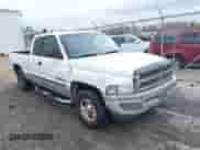 2000 Dodge 1500 with VIN 3B7HC13Z8YM207318, listed as a IAAI auction lot 41417475 with 232,453 mi miles and . Bid and sale history available at DreamBid. Image 1.
