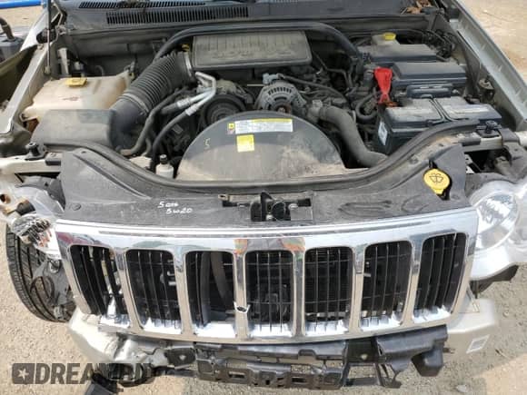 2010 Jeep Grand Cherokee Limited z VIN 1J4PR5GK9AC151082, wystawiony jako Copart lot #59121575 z przebiegiem 152 372 mil mil oraz Nie do naprawy • Non repairable. Historia ofert i sprzedaży dostępna na DreamBid. Obrazek 12.