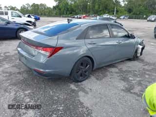 2022 Hyundai Elantra SEL с VIN KMHLM4AG8NU238971, выставлен на аукционе IAAI как лот 43317491 с пробегом 113 649 миль миль и . История ставок и продаж доступна на DreamBid. Изображение 4.