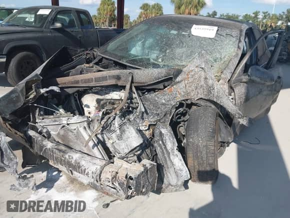 2016 Toyota Camry XLE с VIN 4T1BF1FK4GU555621, выставлен на аукционе IAAI как лот 43535919 с пробегом Не указан миль и . История ставок и продаж доступна на DreamBid. Изображение 6.