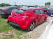 2012 Hyundai Veloster w/Black Int с VIN KMHTC6AD7CU049570, выставлен на аукционе IAAI как лот 42265051 с пробегом 79 896 миль миль и . История ставок и продаж доступна на DreamBid. Изображение 4.
