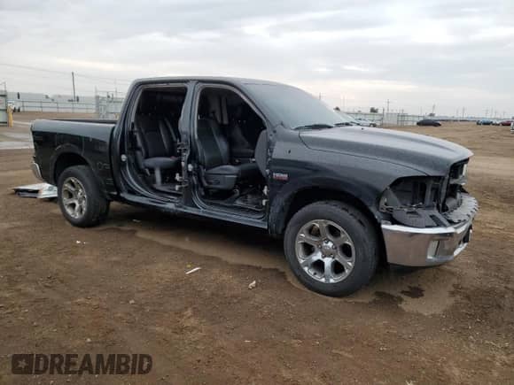 2016 Ram 1500 Laramie z VIN 1C6RR7NT0GS249803, wystawiony jako Copart lot #69753015 z przebiegiem 138 830 mil mil oraz Szkoda całkowita • Salvage title. Historia ofert i sprzedaży dostępna na DreamBid. Obrazek 4.