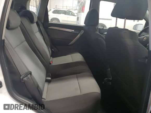 2011 Chevrolet Aveo LS z VIN KL1TD6DE3BB115412, wystawiony jako Copart lot #81599074 z przebiegiem 71 607 mil mil oraz Czysty tytuł • Clean title. Historia ofert i sprzedaży dostępna na DreamBid. Obrazek 10.