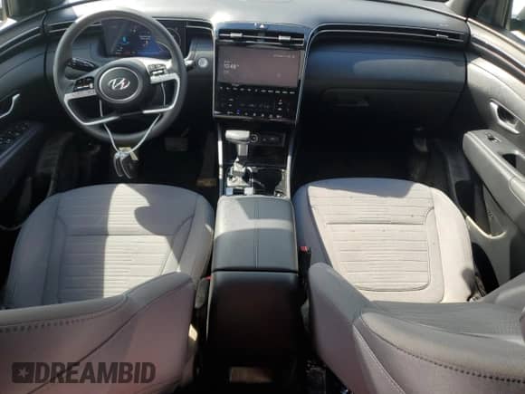 2024 Hyundai Santa Cruz SEL с VIN 5NTJCDAE1RH095344, выставлен на аукционе Copart как лот 73881794 с пробегом 10 381 миль миль и На запчасти • Non repairable. История ставок и продаж доступна на DreamBid. Изображение 8.