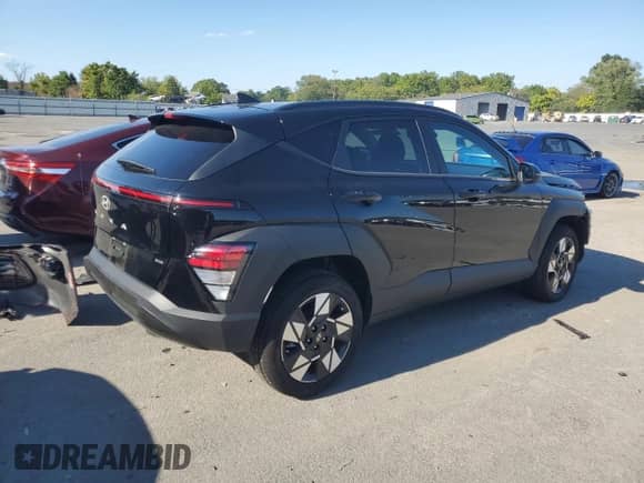 2024 Hyundai Kona SEL with VIN KM8HBCABXRU108786, listed as a Copart auction lot 70458964 with 1,623 mi miles and Salvage title. Bid and sale history available at DreamBid. Image 3.