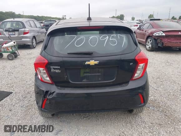 2021 Chevrolet Spark 1LT с VIN KL8CD6SA3MC700957, выставлен на аукционе IAAI как лот 43011758 с пробегом 59 934 миль миль и . История ставок и продаж доступна на DreamBid. Изображение 17.