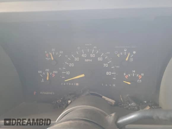 1993 Chevrolet Blazer z VIN 1GNEK18K8PJ350614, wystawiony jako Copart lot #84088954 z przebiegiem 247 946 mil mil oraz Szkoda całkowita • Salvage title. Historia ofert i sprzedaży dostępna na DreamBid. Obrazek 9.