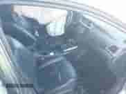 2017 Nissan Sentra SR z VIN 3N1AB7AP4HY212763, wystawiony jako IAAI lot #41674826 z przebiegiem 133 075 mil mil oraz . Historia ofert i sprzedaży dostępna na DreamBid. Obrazek 5.