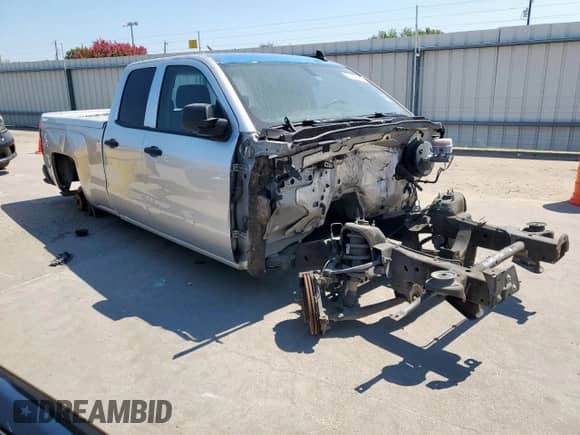 2015 Chevrolet Silverado 1500 LS z VIN 1GCRCPEHXFZ225424, wystawiony jako Copart lot #71997435 z przebiegiem Nie podano mil oraz Szkoda całkowita • Salvage title. Historia ofert i sprzedaży dostępna na DreamBid. Obrazek 4.