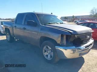 2012 Chevrolet Silverado 1500 LS z VIN 3GCPCREAXCG228826, wystawiony jako IAAI lot #41155616 z przebiegiem 223 683 mil mil oraz . Historia ofert i sprzedaży dostępna na DreamBid. Obrazek 1.