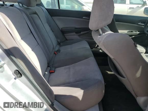 2010 Honda Accord LX z VIN 1HGCP2E30AA077469, wystawiony jako Copart lot #67090645 z przebiegiem 215 319 mil mil oraz Czysty tytuł • Clean title. Historia ofert i sprzedaży dostępna na DreamBid. Obrazek 10.