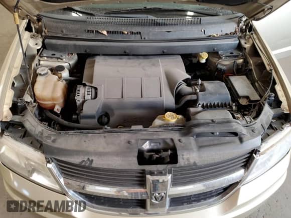 2010 Dodge Journey R/T with VIN 3D4PH6FV6AT207335, listed as a Copart auction lot 76270634 with 77,379 mi miles and Salvage title. Bid and sale history available at DreamBid. Image 14.