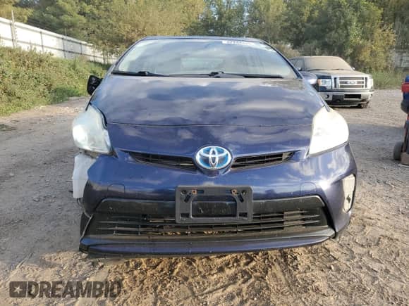 2012 Toyota Prius One with VIN JTDKN3DU2C0334916, listed as a Copart auction lot 82244425 with 253,160 mi miles and Clean title. Bid and sale history available at DreamBid. Image 5.