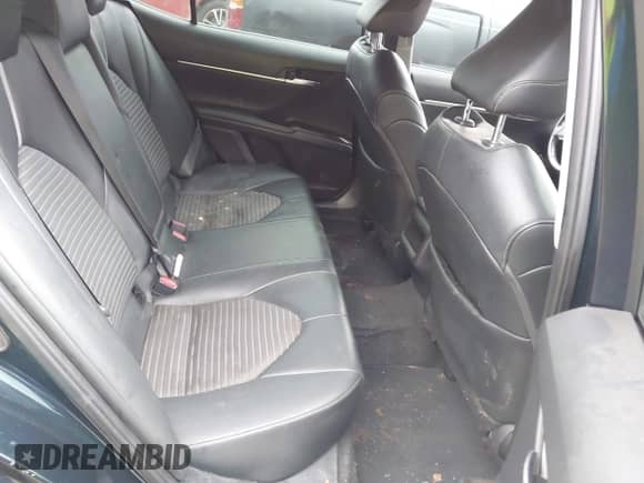 2021 Toyota Camry SE Nightshade z VIN 4T1T11AK9MU430894, wystawiony jako IAAI lot #43127250 z przebiegiem 80 059 mil mil oraz . Historia ofert i sprzedaży dostępna na DreamBid. Obrazek 8.