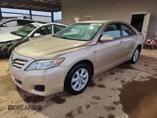 2011 Toyota Camry LE with VIN 4T1BF3EK2BU694331, listed as a Copart auction lot 70950615 with 86,615 mi miles and Salvage title. Bid and sale history available at DreamBid. Image 1.