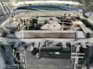 2013 Ford F-250 XL z VIN 1FT7X2A66DEB77282, wystawiony jako Copart lot #84869404 z przebiegiem 283 377 mil mil oraz Czysty tytuł • Clean title. Historia ofert i sprzedaży dostępna na DreamBid. Obrazek 11.