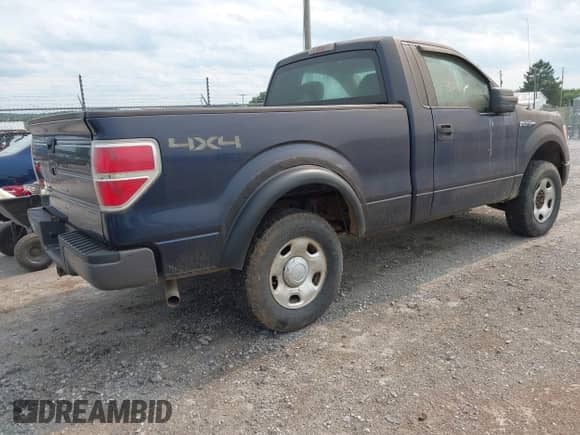 2009 Ford F-150 XL with VIN 1FTRF14W39KB06342, listed as a IAAI auction lot 43154211 with 122,162 mi miles and . Bid and sale history available at DreamBid. Image 4.