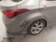 2015 Hyundai Elantra SE z VIN KMHDH4AE7FU281741, wystawiony jako IAAI lot #43388734 z przebiegiem 176 413 mil mil oraz . Historia ofert i sprzedaży dostępna na DreamBid. Obrazek 13.