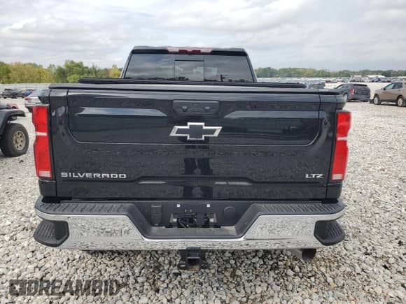 2025 Chevrolet Silverado 3500HD LTZ с VIN 1GC4KUEY4SF343668, выставлен на аукционе Copart как лот 69950475 с пробегом 1 771 миль миль и Списание • Salvage title. История ставок и продаж доступна на DreamBid. Изображение 6.