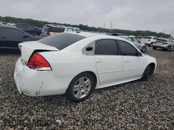 2015 Chevrolet Impala LT z VIN 2G1WB5E32F1130145, wystawiony jako Copart lot #82285875 z przebiegiem 112 513 mil mil oraz Czysty tytuł • Clean title. Historia ofert i sprzedaży dostępna na DreamBid. Obrazek 3.