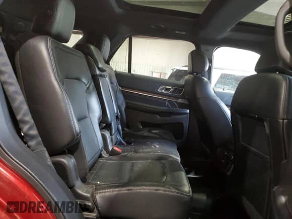 2017 Ford Explorer Limited z VIN 1FM5K8FH3HGC84847, wystawiony jako Copart lot #87410665 z przebiegiem 121 692 mil mil oraz Szkoda całkowita • Salvage title. Historia ofert i sprzedaży dostępna na DreamBid. Obrazek 10.