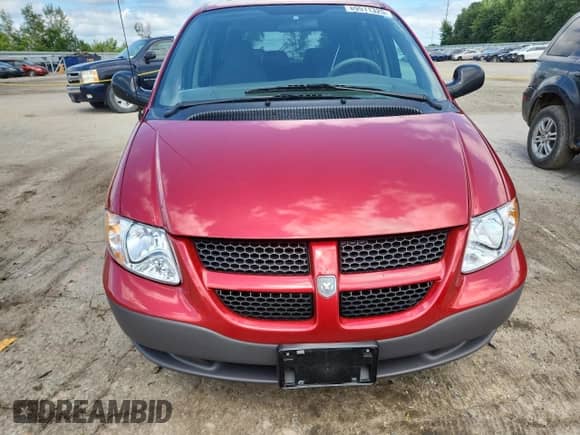 2002 Dodge Caravan SE with VIN 1B4GP25352B646051, listed as a Copart auction lot 69511325 with 31,630 mi miles and Salvage title. Bid and sale history available at DreamBid. Image 5.