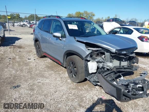 2021 Subaru Forester Special Sports z VIN JF2SKARC3MH503195, wystawiony jako IAAI lot #43386300 z przebiegiem 98 144 mil mil oraz . Historia ofert i sprzedaży dostępna na DreamBid. Obrazek 1.